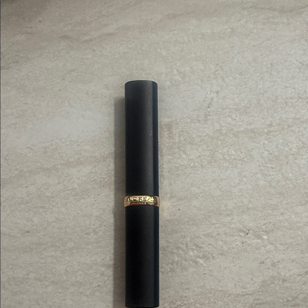 Black & Gold Lipstick
